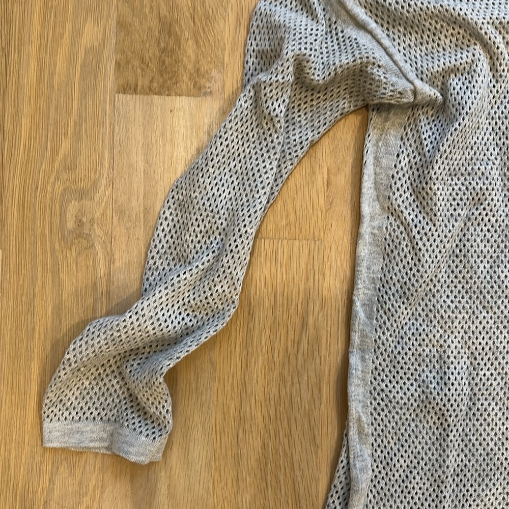 Gap Spring Sweater - Picture 3 of 4